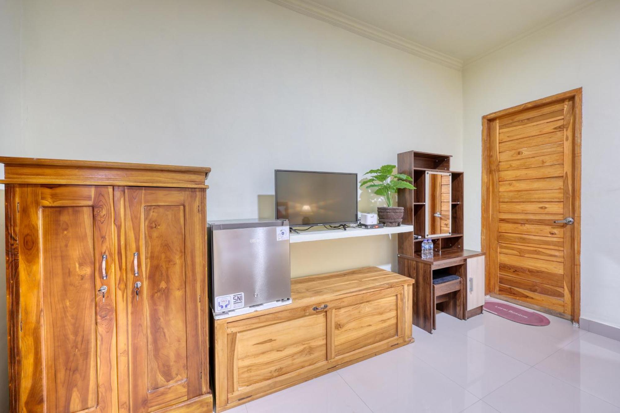 Rr Cottage Sakti Exterior photo
