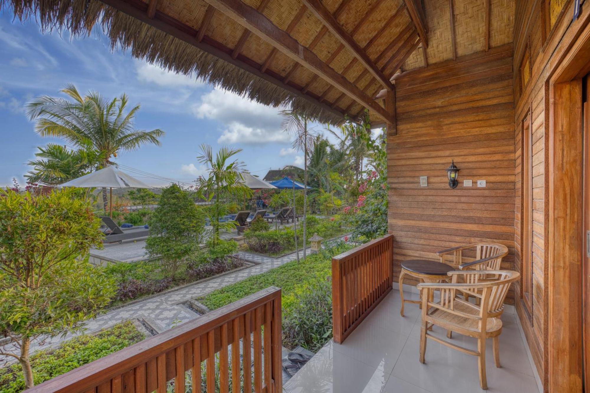 Rr Cottage Sakti Exterior photo
